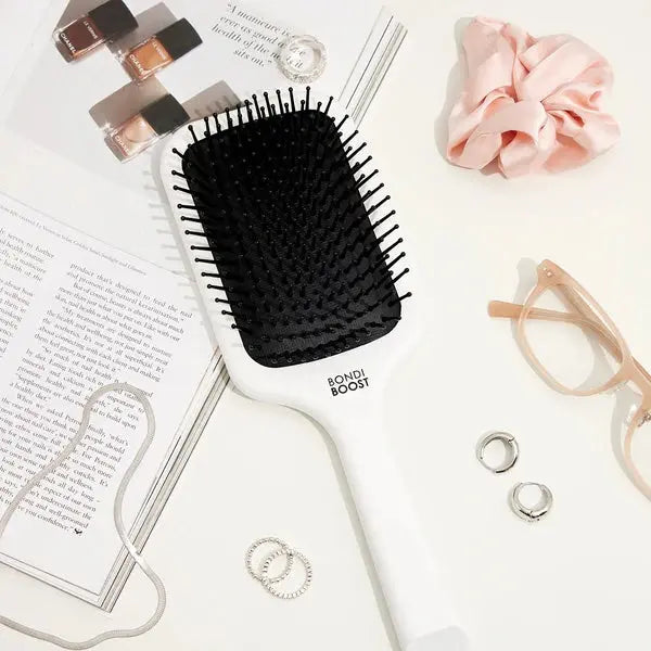 Load image into Gallery viewer, BondiBoost Detangling Paddle Brush
