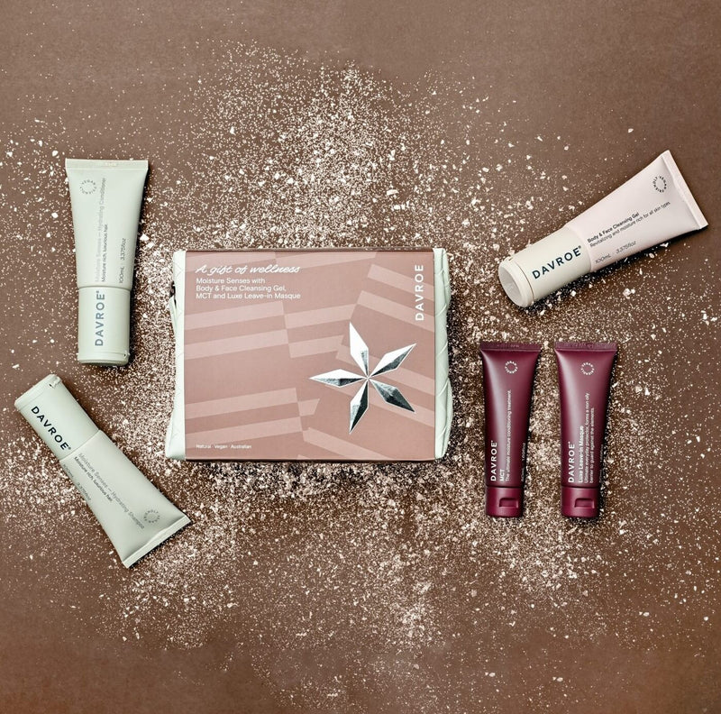 Load image into Gallery viewer, Davroe Moisture Senses Holiday Gift Bag
