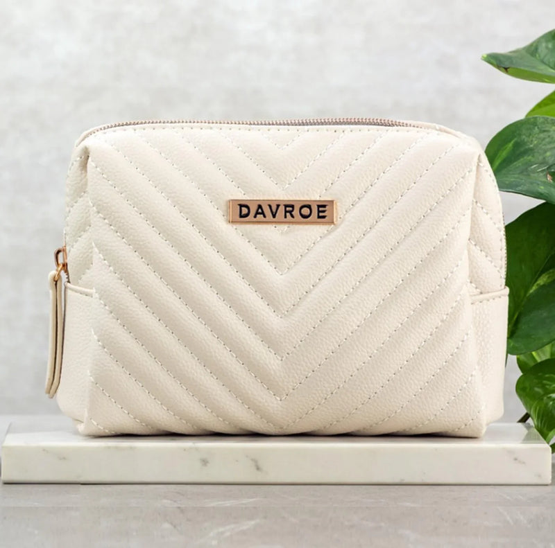 Load image into Gallery viewer, Davroe Moisture Senses Holiday Gift Bag
