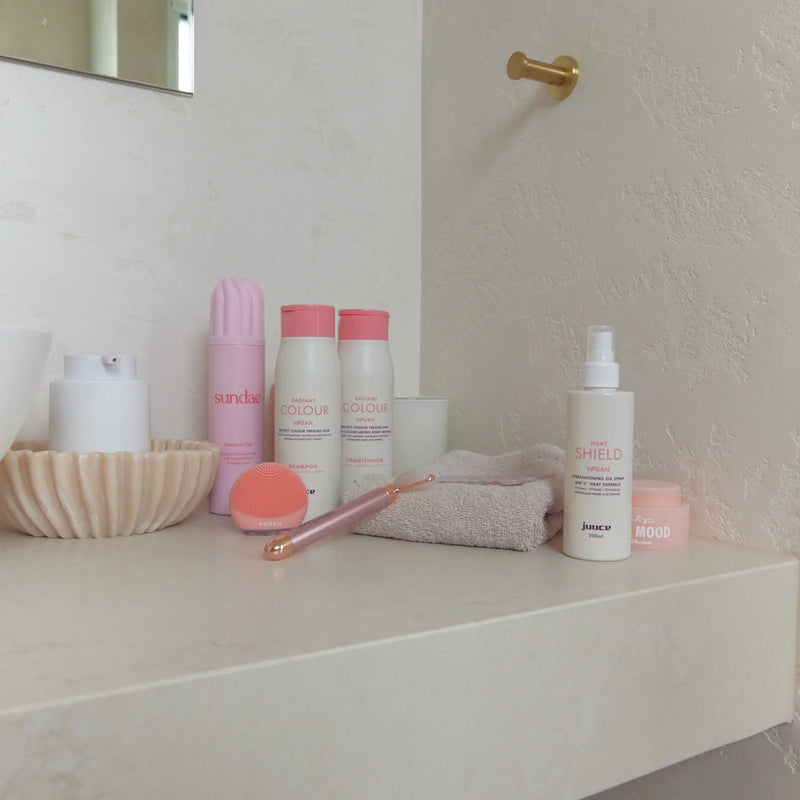 Load image into Gallery viewer, Juuce Radiant Colour Shampoo &amp; Conditioner 300ml Duo
