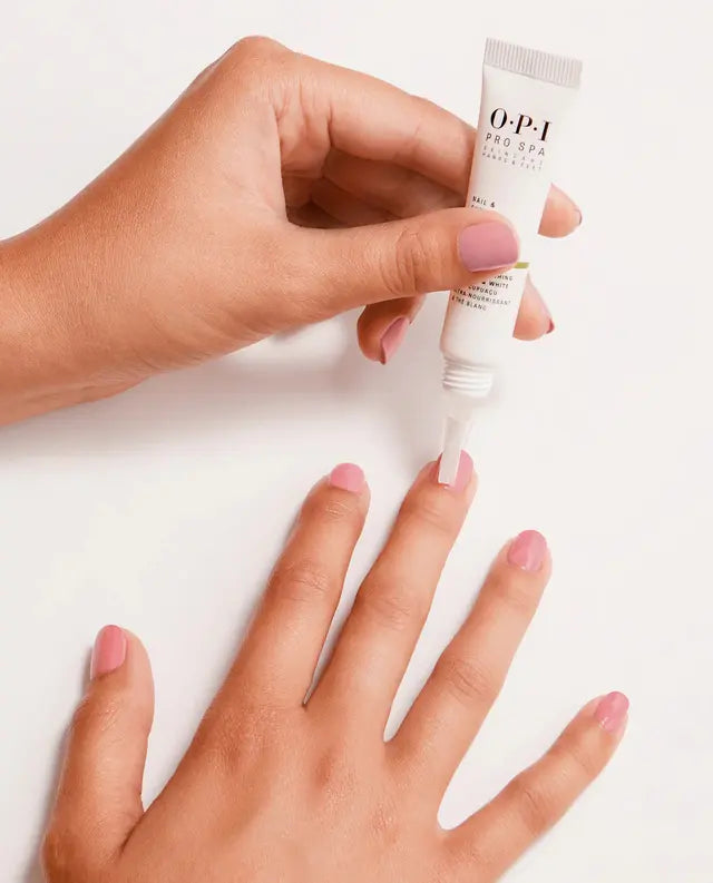 Load image into Gallery viewer, OPI Nail &amp; Cuticle Oil To Go 7.5ml
