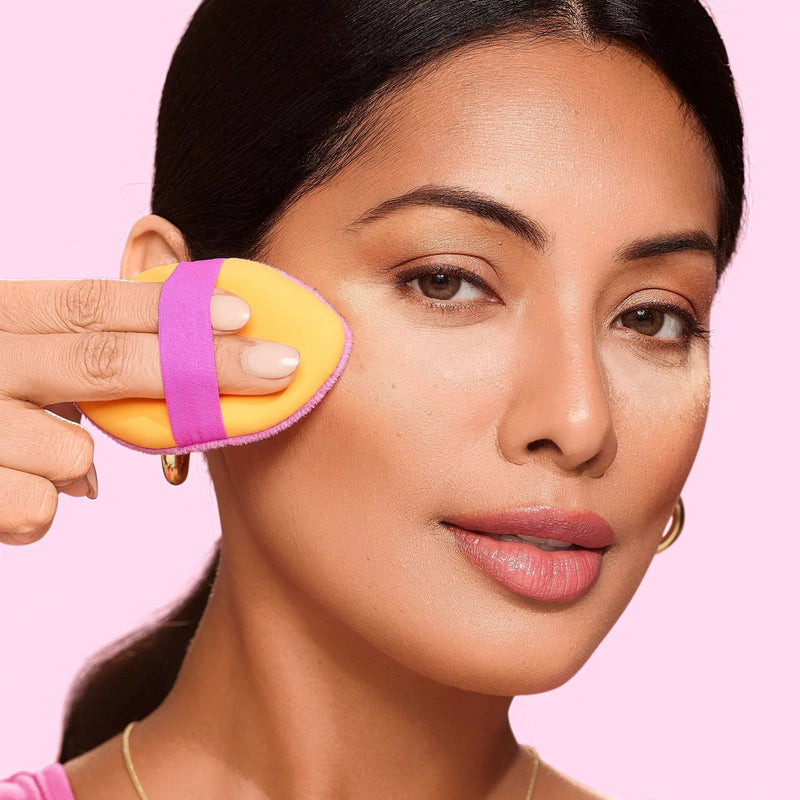 Load image into Gallery viewer, Real Techniques Miracle 2-in-1 Powder Puff
