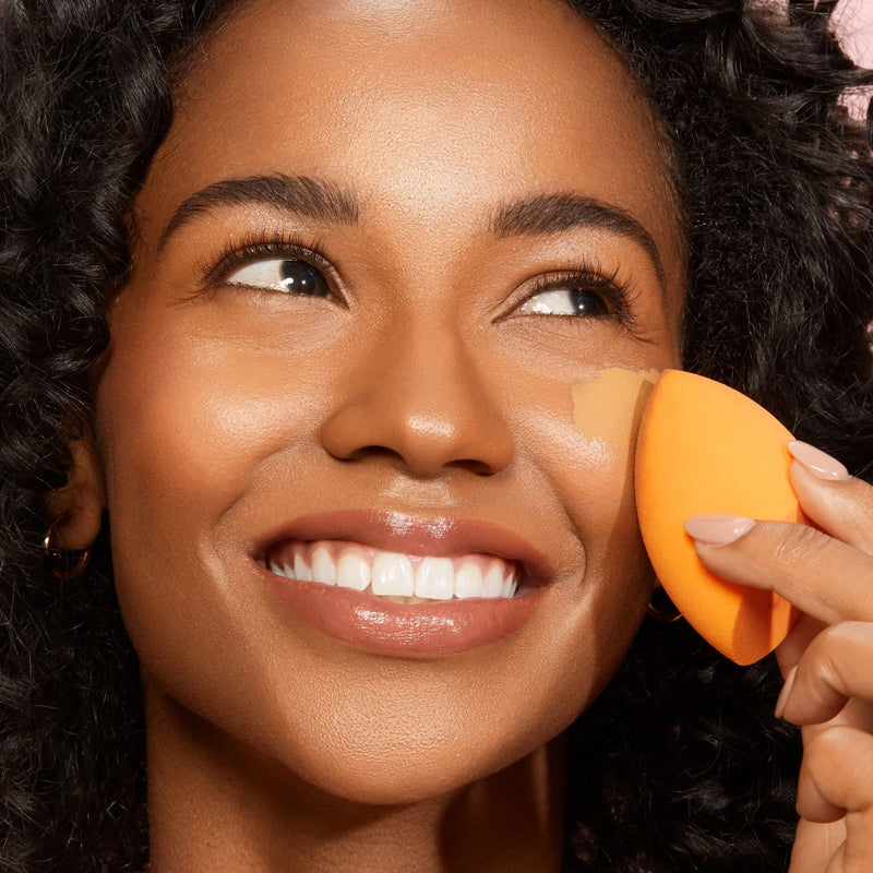 Load image into Gallery viewer, Real Techniques Miracle Complexion Sponge
