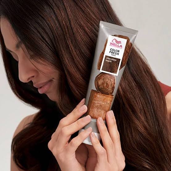 Load image into Gallery viewer, Wella Color Fresh Mask Chocolate Touch 150ml
